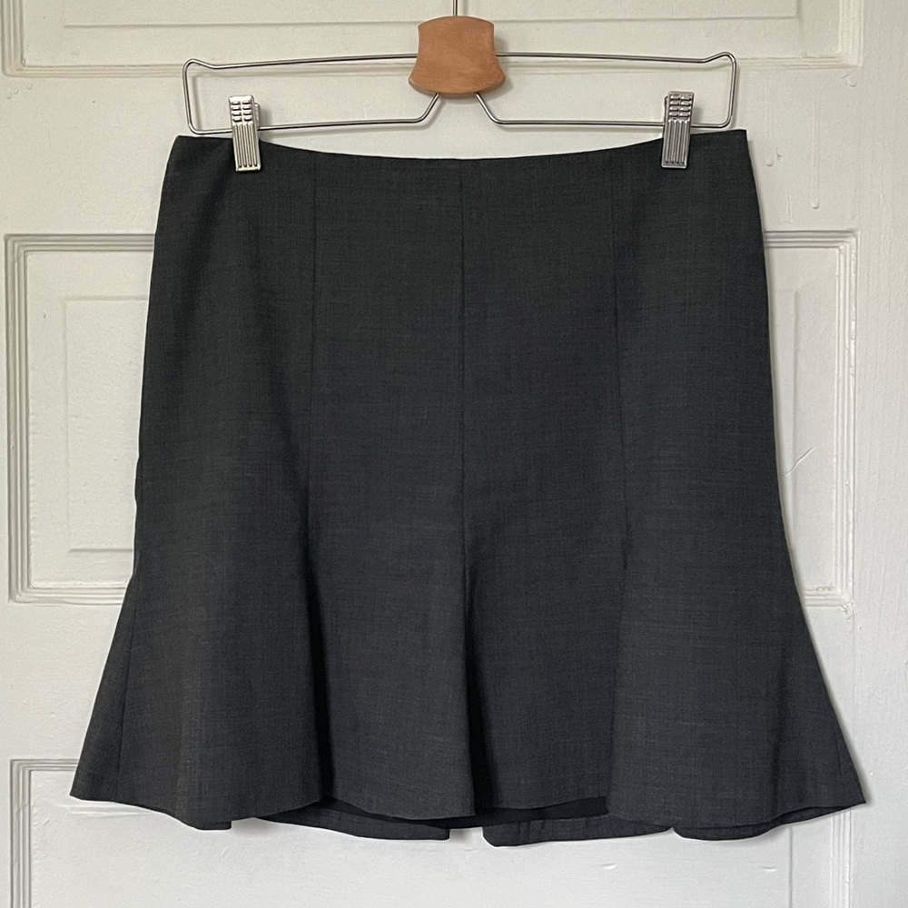 Express Skirt sz 4 BNWT